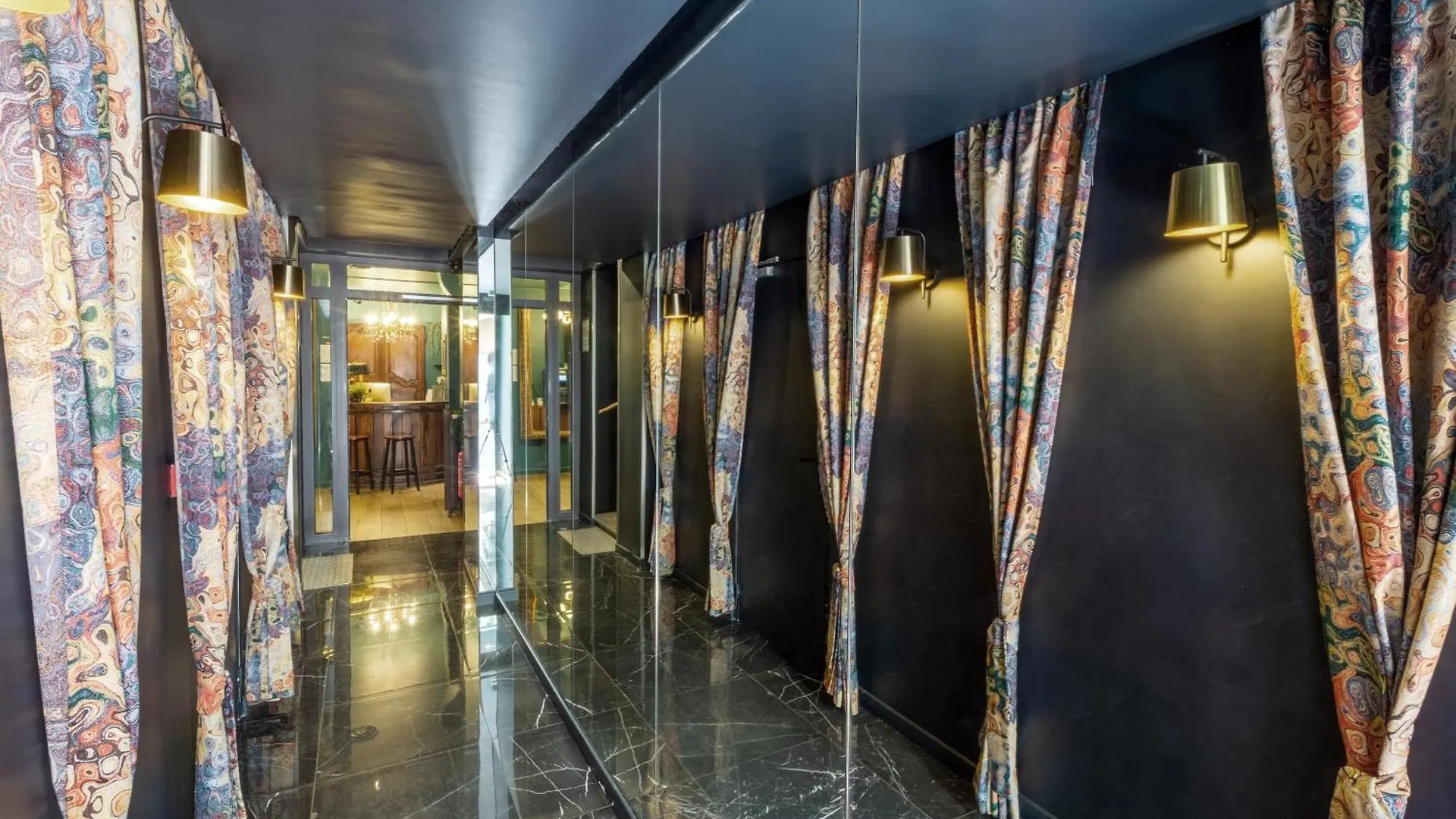 Hotel Maat Etoile Paris France